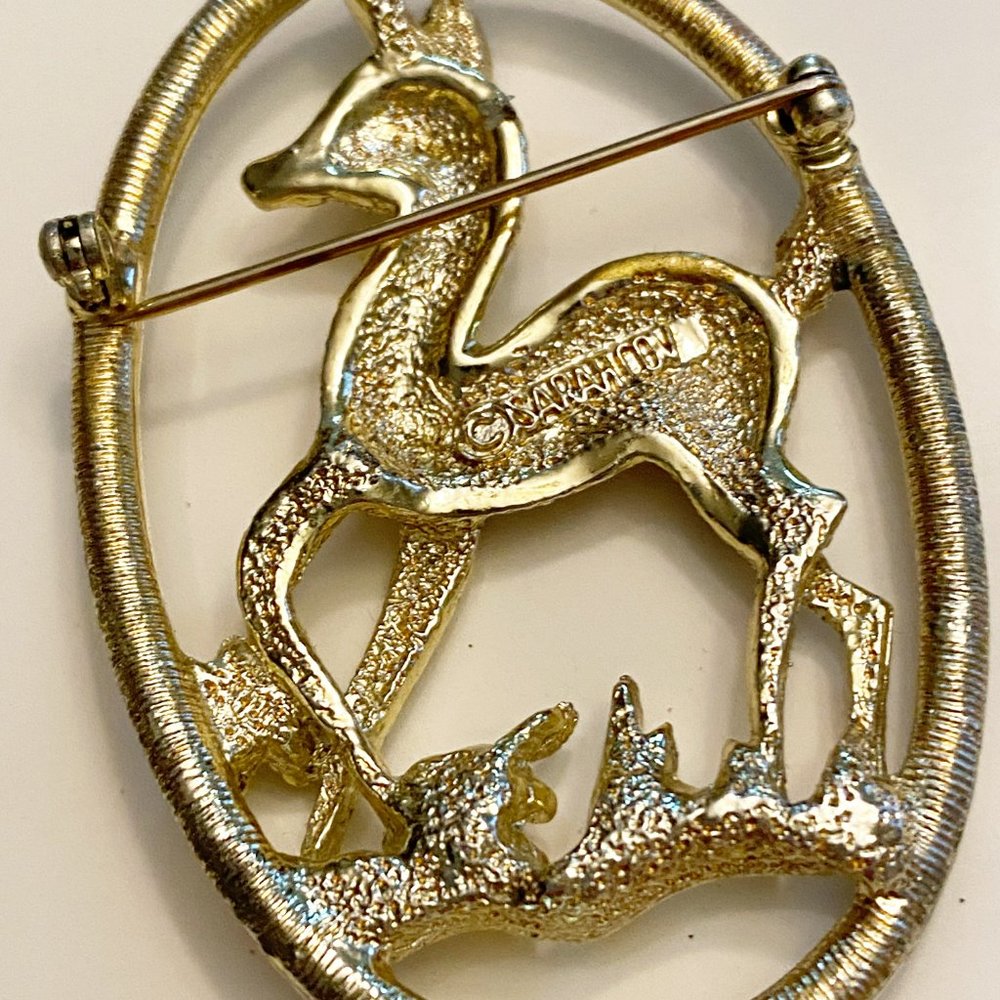 Vintage Sarah Coventry Fawn Deer Gold Tone Brooch Costume Jewelry Whimsy Pin - Picture 3 of 4